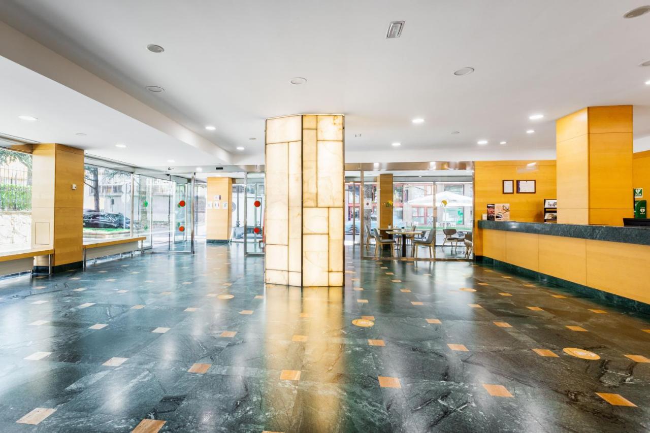 Oroel Hotel & Spa Jaca Ngoại thất bức ảnh