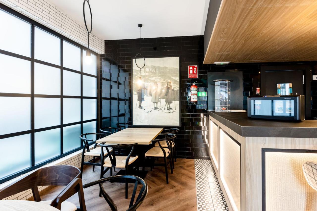 Oroel Hotel & Spa Jaca Ngoại thất bức ảnh