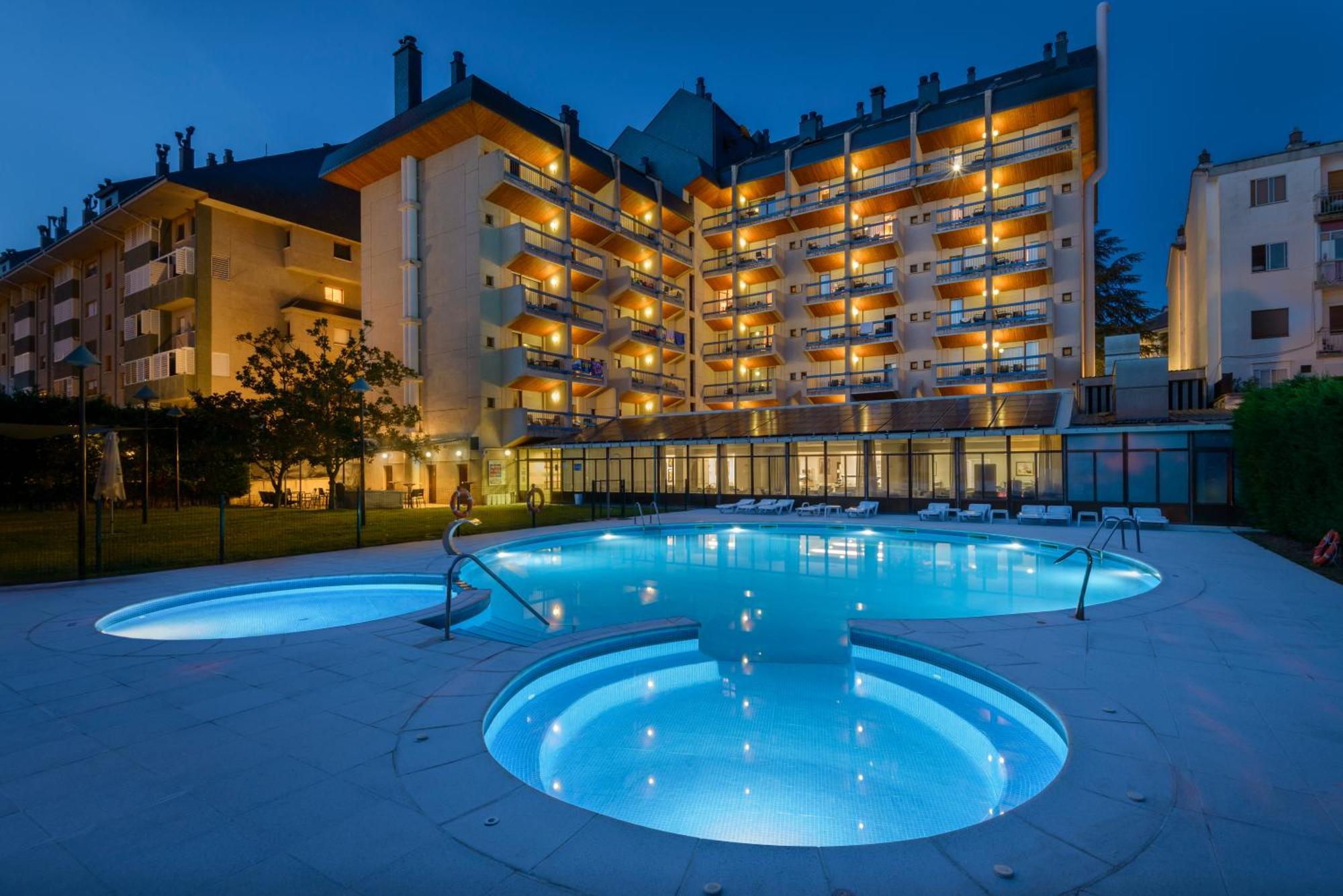 Oroel Hotel & Spa Jaca Ngoại thất bức ảnh